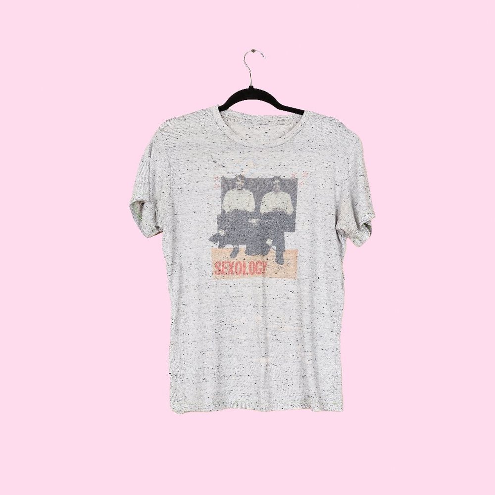Gray Vintage "Sexology" T-shirt, Size M, Pre-Owned